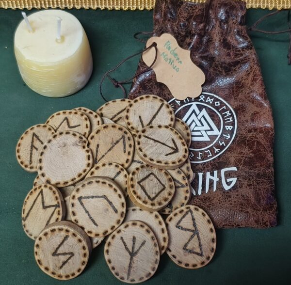 Set de runas vikingas